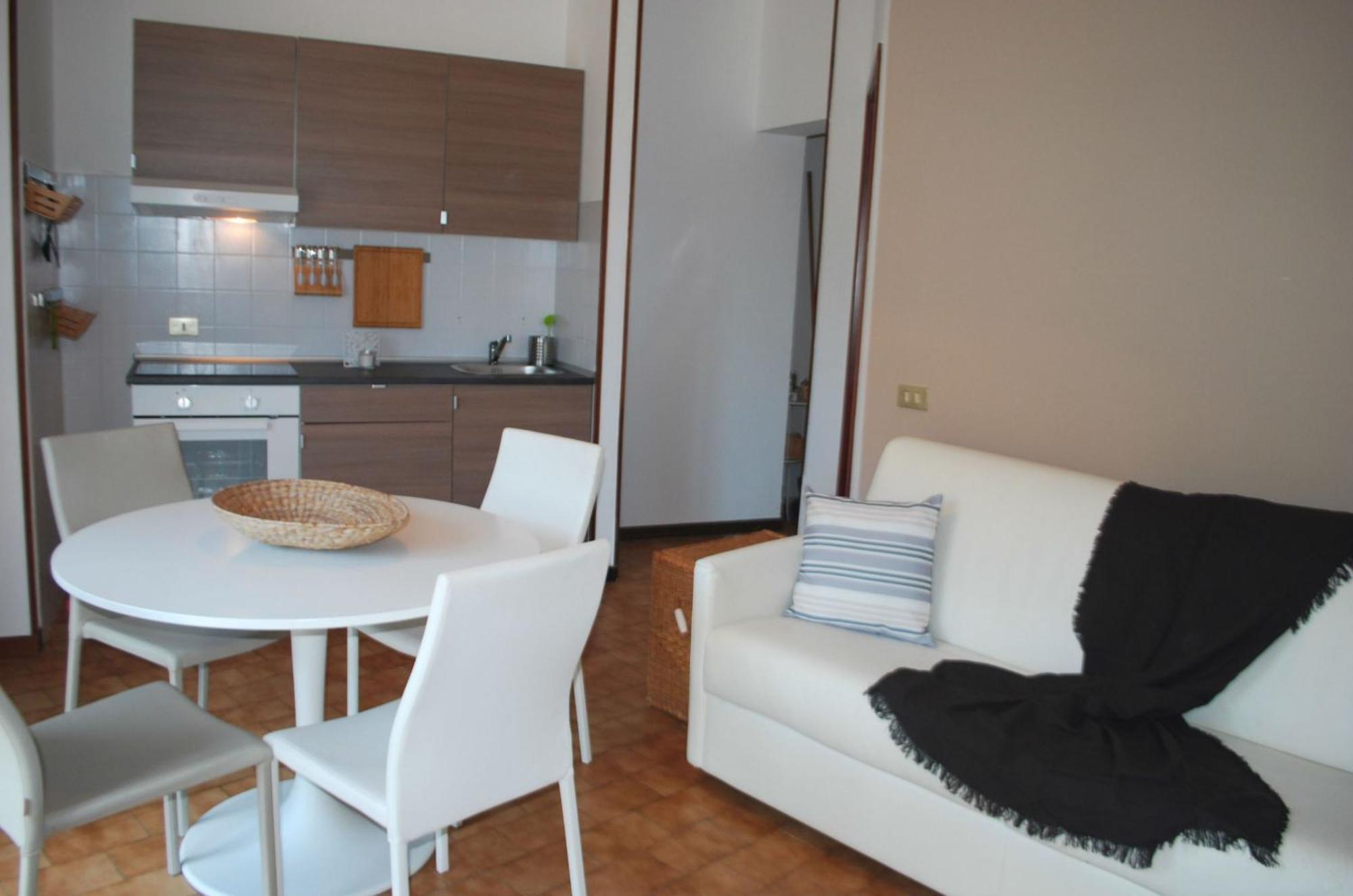 Appartamento Bijoux - Rebomaholidays Tignale Bagian luar foto